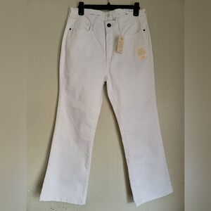 St. John's Bay Women's White Jeans